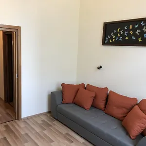 https://frank-fang-apartments.inbudapesthotels.com